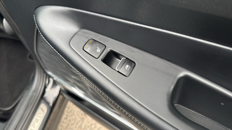 Hyundai SANTA FE 1.6 TGDi Hybrid Ultimate 5dr 4WD Auto Hybrid Estate